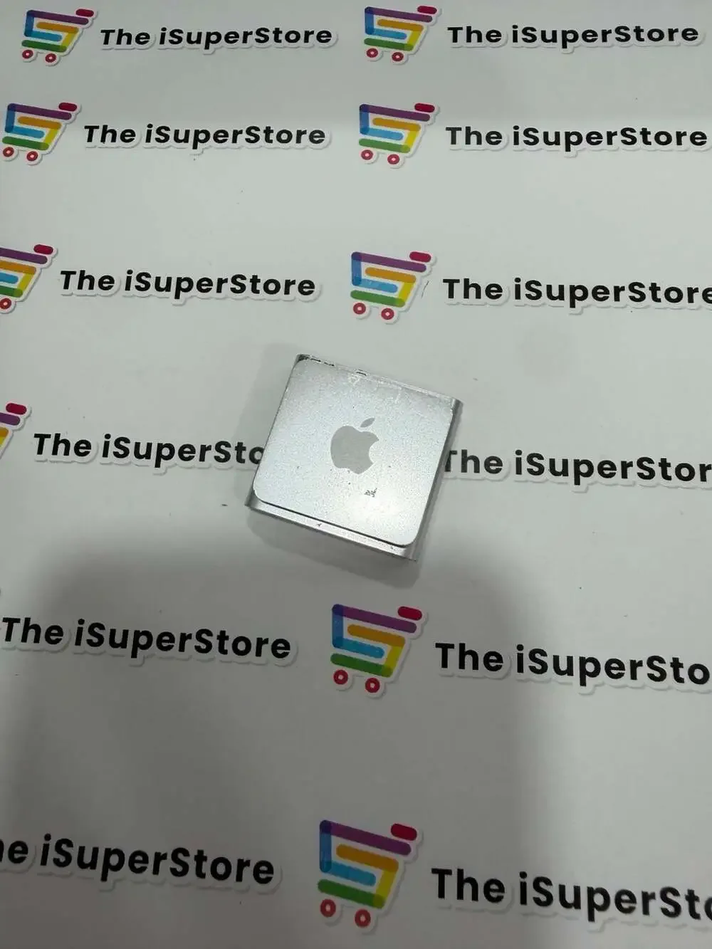 Refurbished Apple iPod Shuffle 4th Generation 2GB Silver 1 YR CPS Warranty